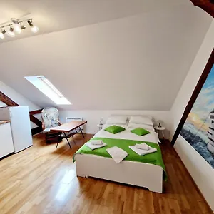 Teslova Bed and Breakfast Λιουμπλιάνα