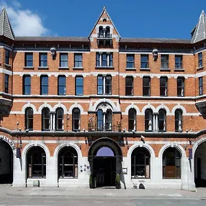 Isaacs 3*, Cork Irland