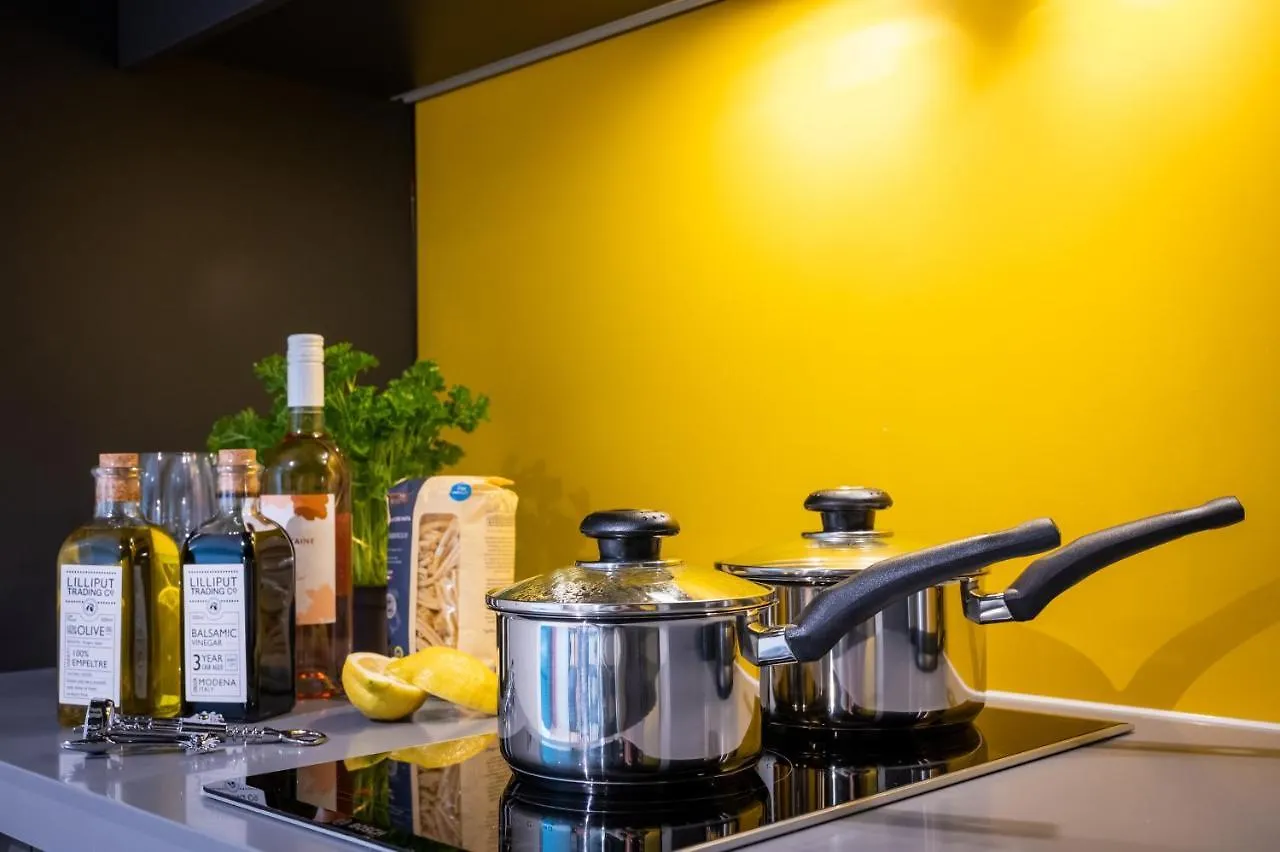 Staycity Aparthotels Dublin City Centre 4*,