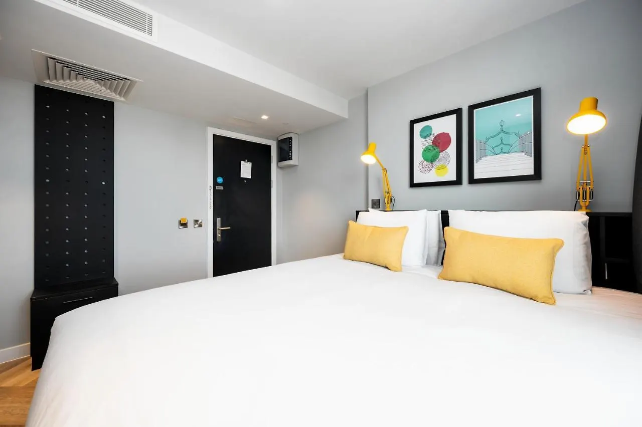 Staycity Aparthotels Dublin City Centre 4*,  Ireland